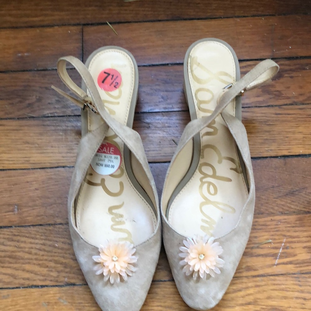 Sam Edelman shoes- 2 inch chunk heel- in tan suede